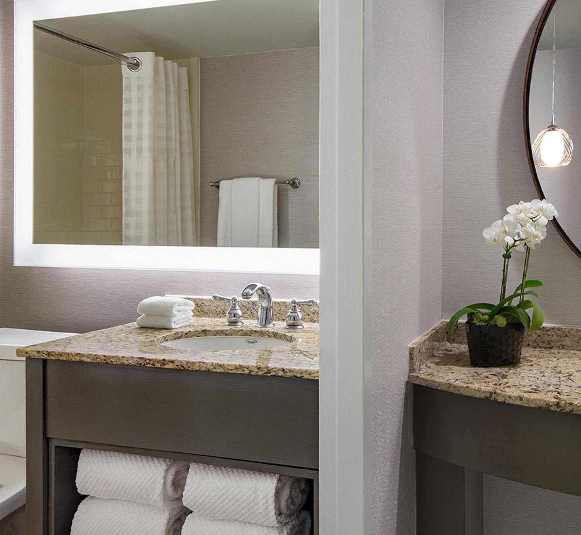 Embassy Suites Philadelphia - Center City 外观 照片
