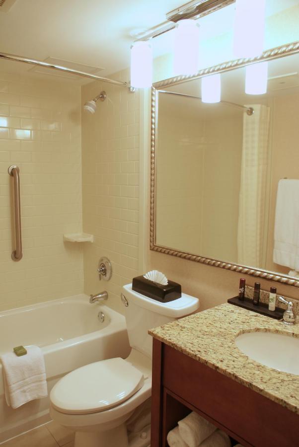 Embassy Suites Philadelphia - Center City 客房 照片